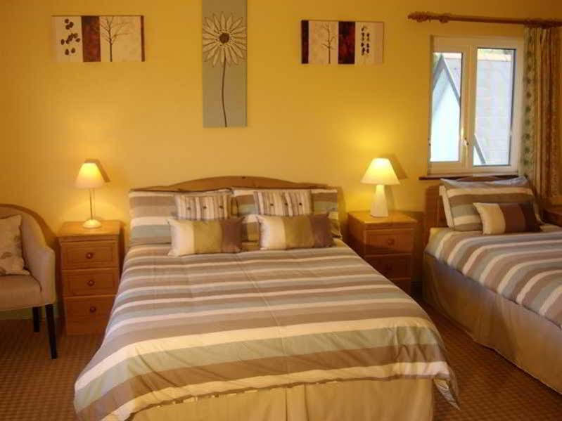 Pk Lodge Bed And Breakfast Skibbereen Exterior photo